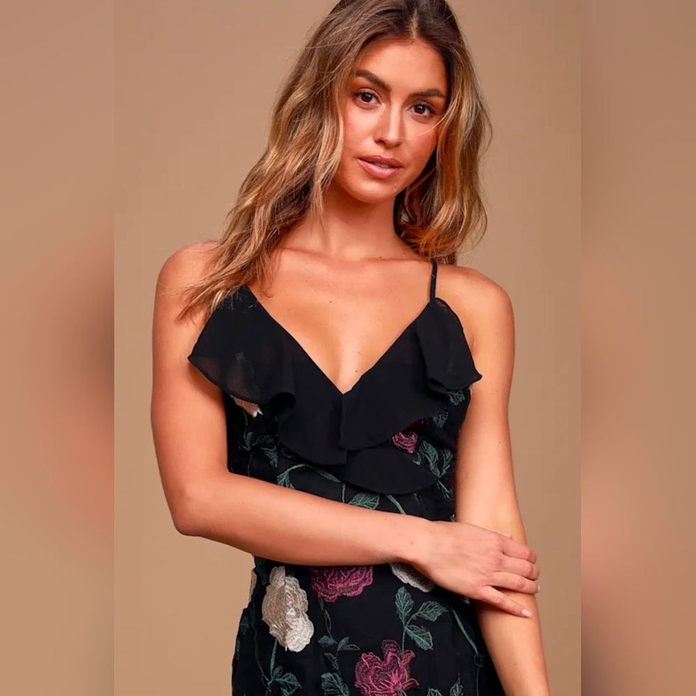 Lulu's True to Heart Black Floral Embroidered Maxi Dress Size S Mermaid Ruffled - Picture 4 of 12